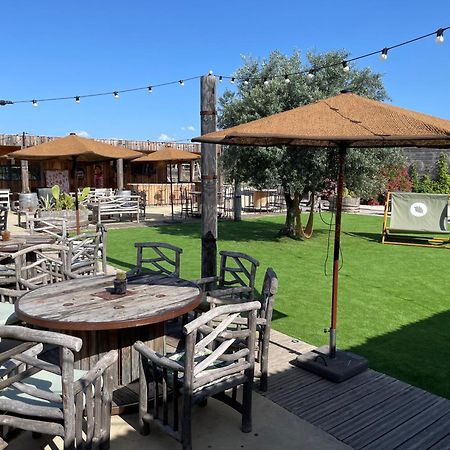 Lodges En Provence - Ecogites & Restaurant Insolites Richerenches Ngoại thất bức ảnh