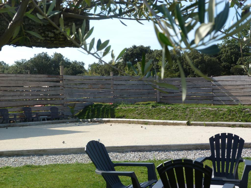 Lodges En Provence - Ecogites & Restaurant Insolites Richerenches Ngoại thất bức ảnh